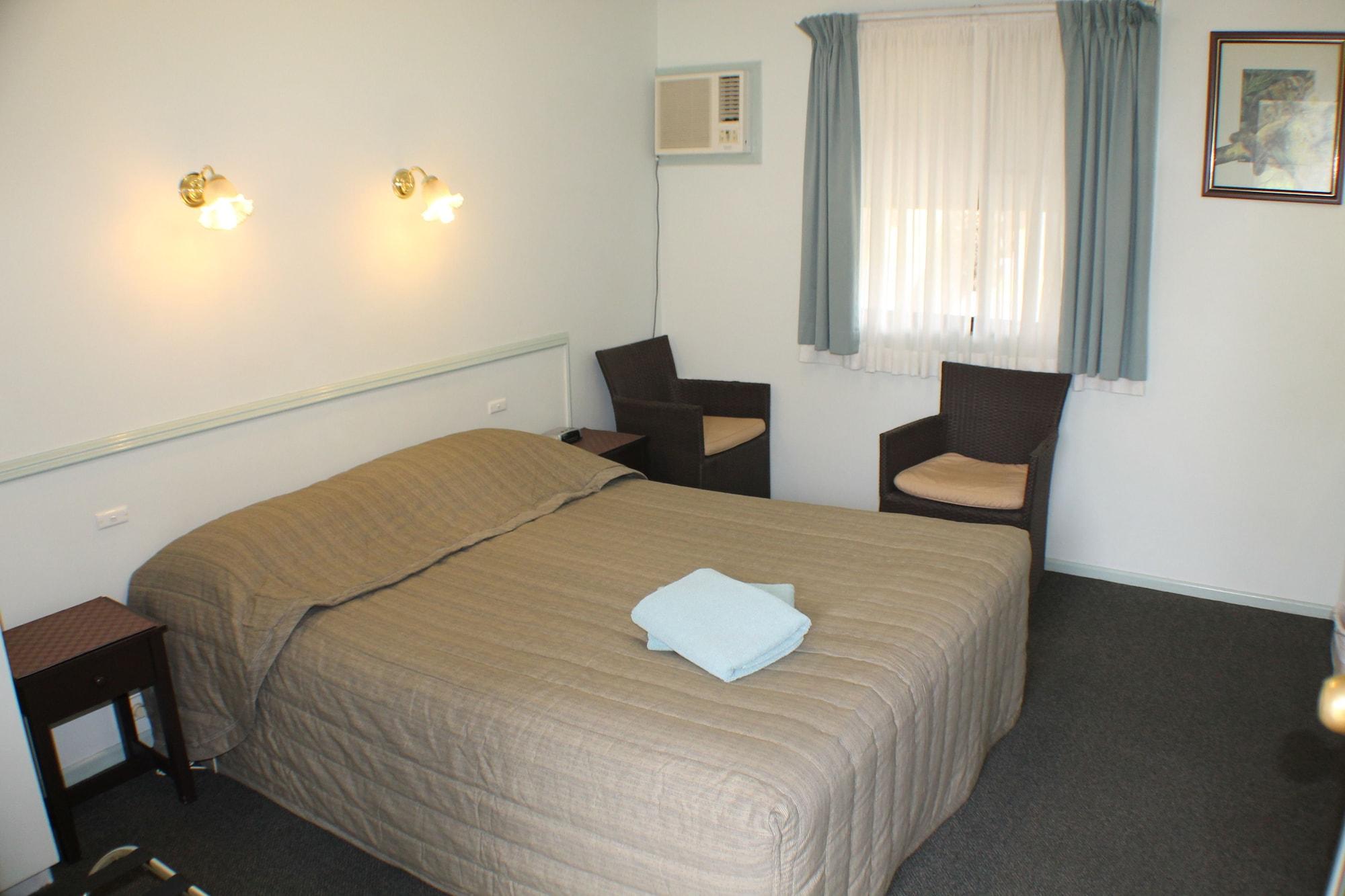 Lake Forbes Motel 외부 사진