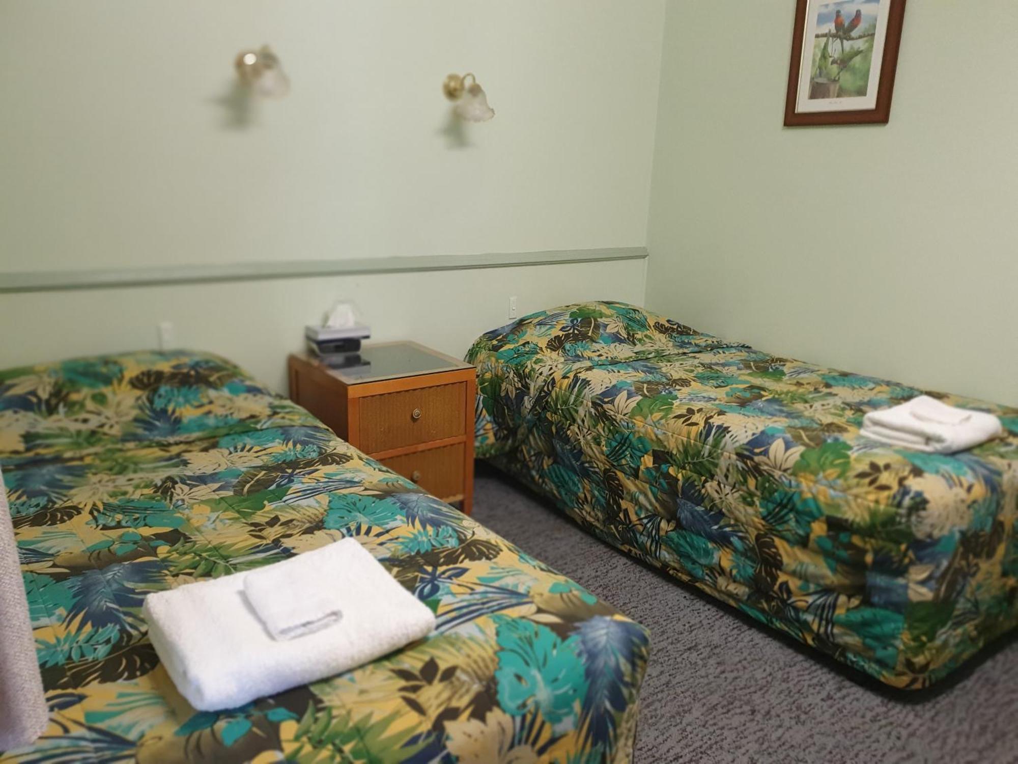 Lake Forbes Motel 외부 사진