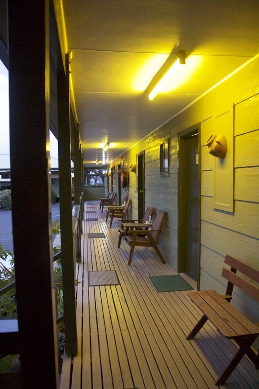 Lake Forbes Motel 외부 사진