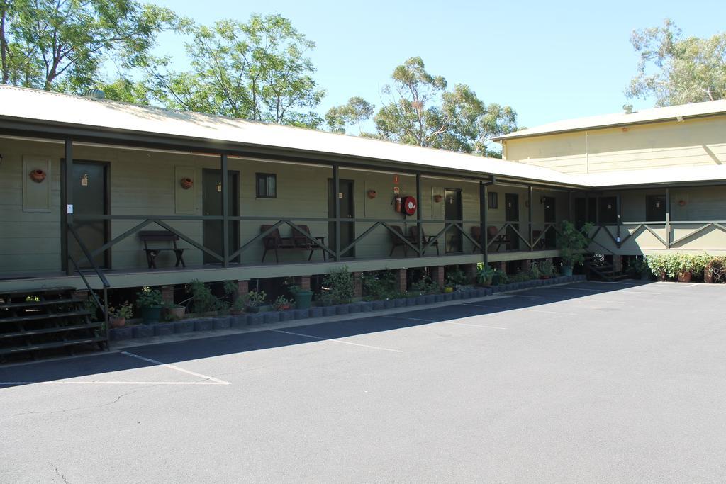 Lake Forbes Motel 외부 사진