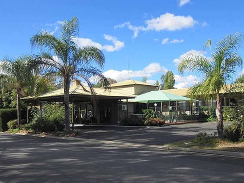 Lake Forbes Motel 외부 사진