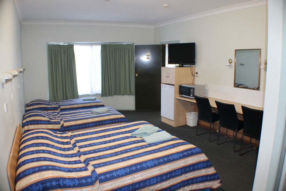 Lake Forbes Motel 외부 사진